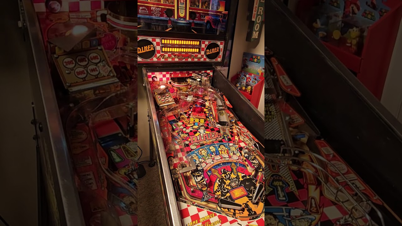 Diner pinball game play #pinball
