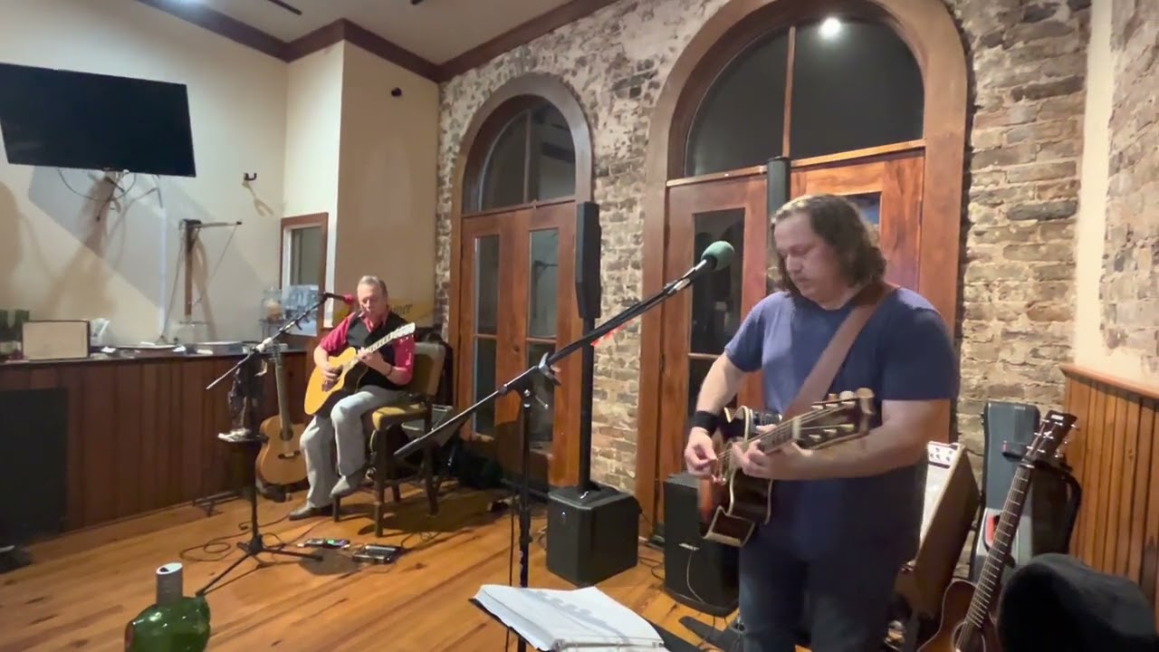Chasing Cars Intro - An acoustic cover by The Boys of Mudvile