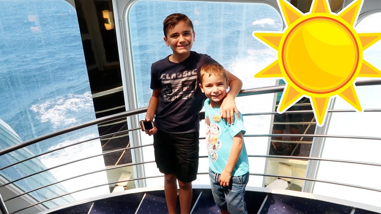 VLOG - GRAND DÉPART POUR LA CORSE ☀️ Incroyable Cabine ! 😱