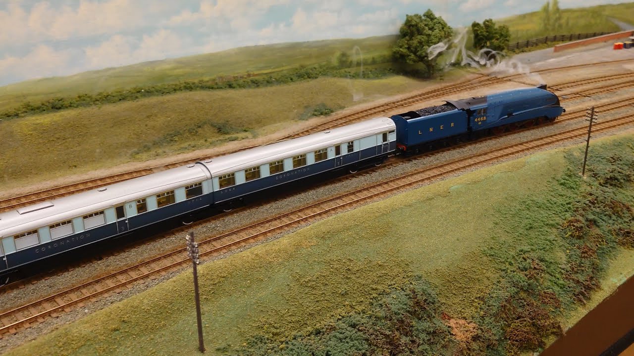 155. Chesham Model Railway Club -  Higham Bridge Layout – 00-gauge - Running Night 2025-01-27