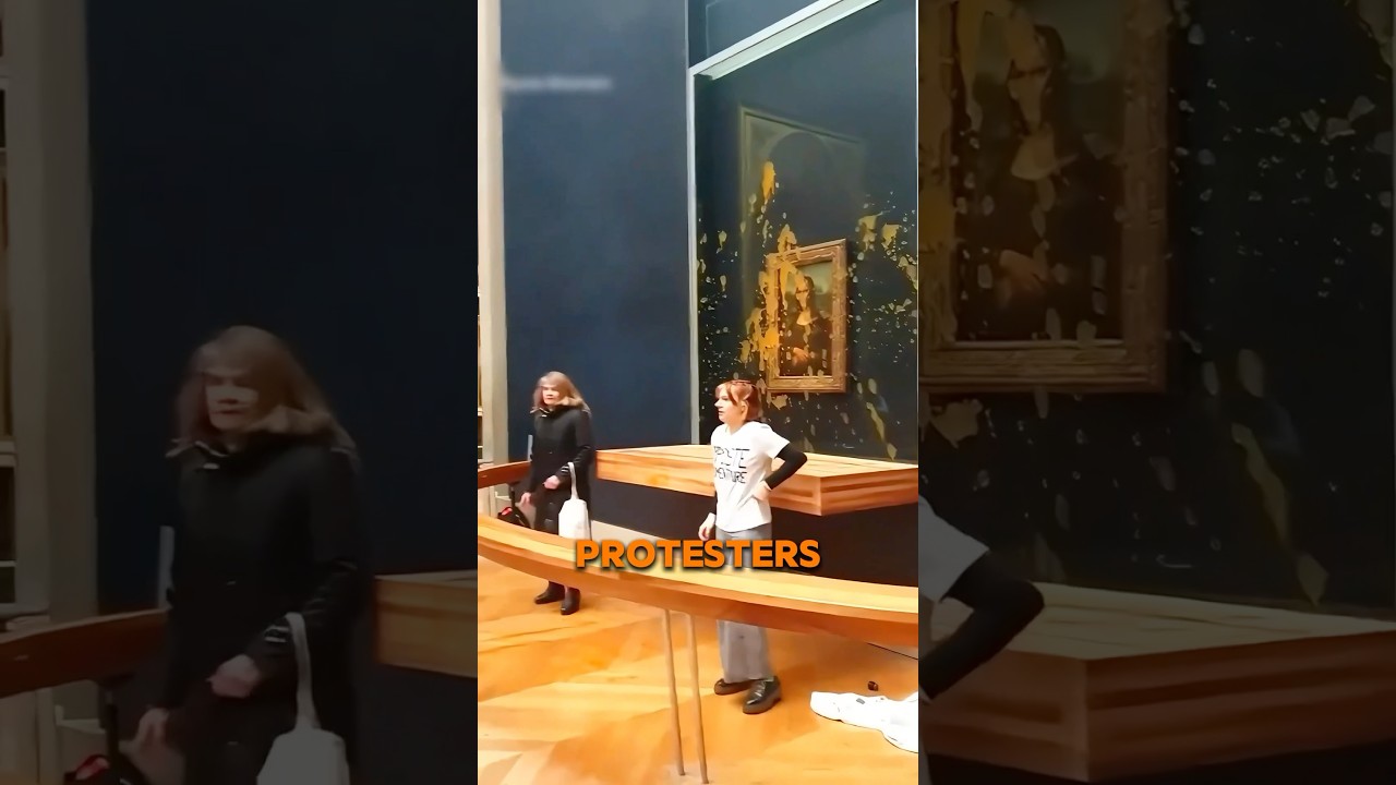 Protesters Attack The Mona Lisa!😱