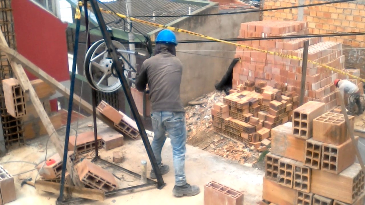Teleférico para subir material