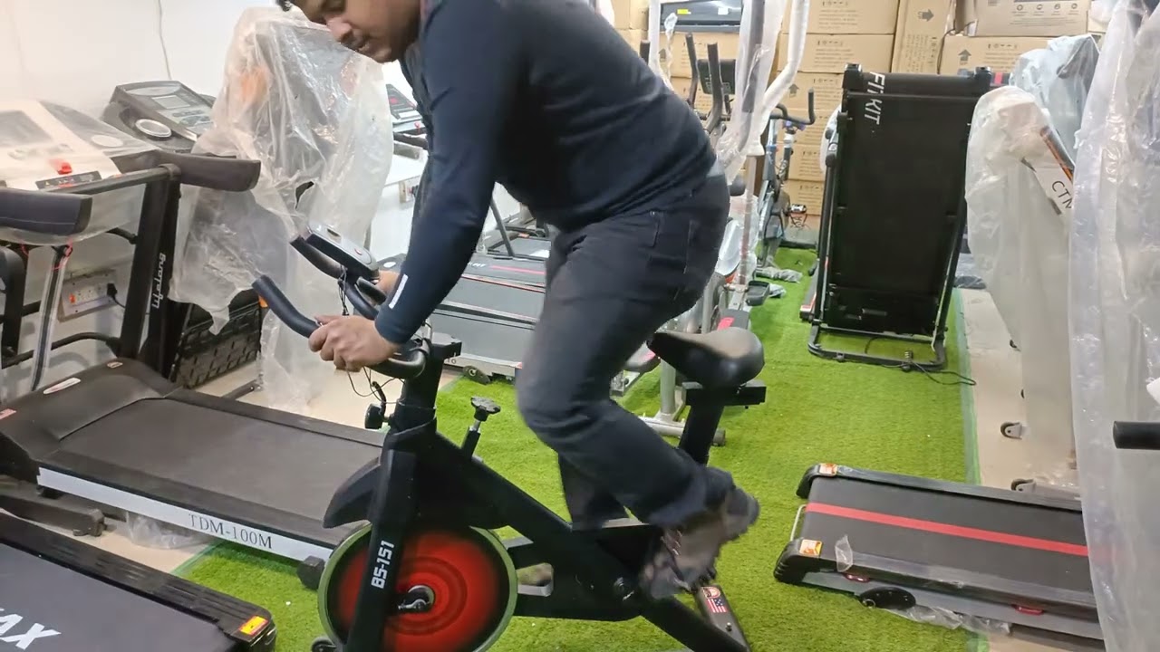 POWERMAX BS-151 SPIN BIKE DEMO BY FITNESS CORNER JIND