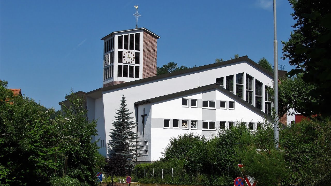 Blieskastel-Lautzkirchen St. Mauritius Ursprüngliches Plenum mit 11 Läuteglocken