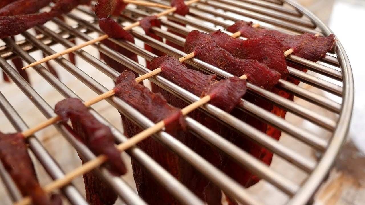 How to smoke Beef Jerky - Beef Jerky Recipe