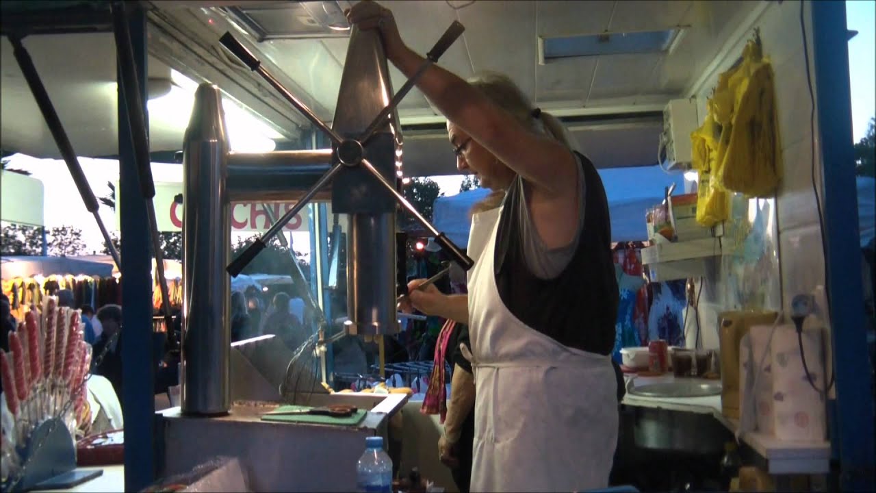 Stand de churros à Aureilhan (été 2011)