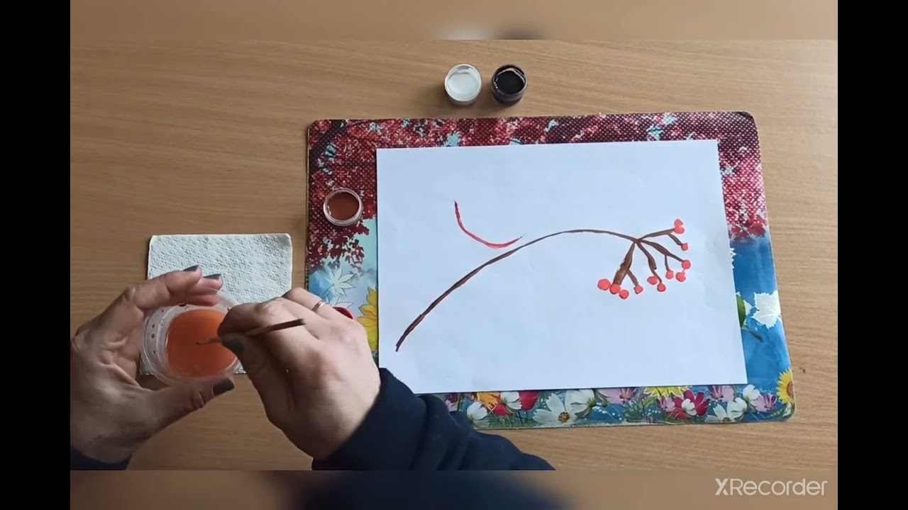 Заняття з малювання. Снігур на гілочкі калини
