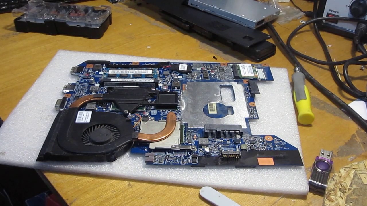 lenovo b570e разборка. Чистка от пыли.