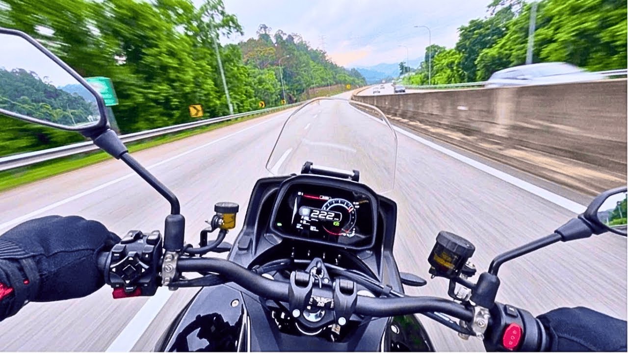 FIRST RIDE! X-CAPE 1200 GENTING KARAK HIGHWAY PURE SOUND MOTO MORINI