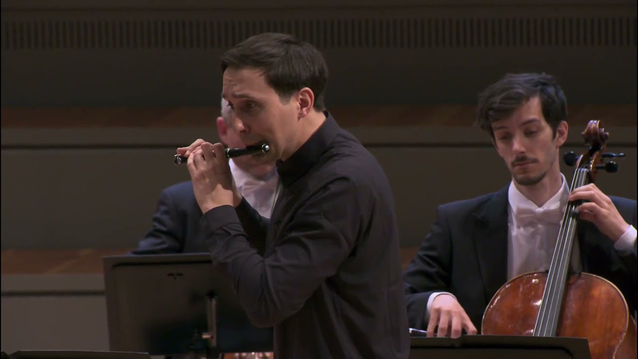 Antonio Vivaldi - Concierto para Flautín en Do Mayor RV 443 | Aropop      (Mi music)