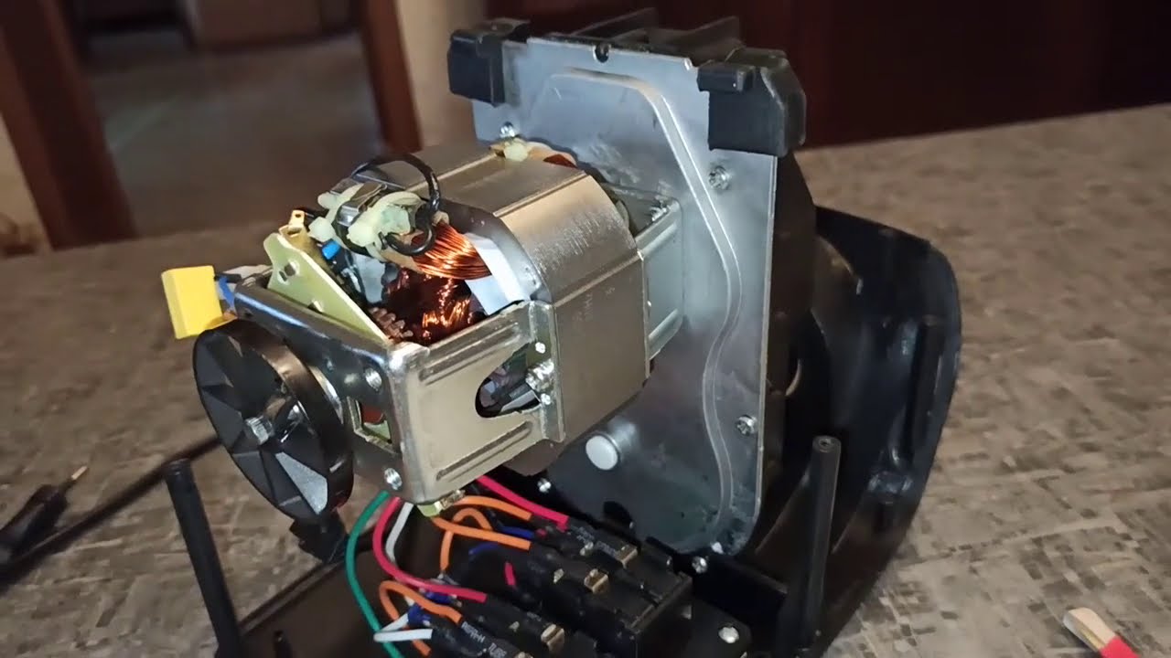 Мясорубка Kitfort KT-2103  разборка и профилактика!