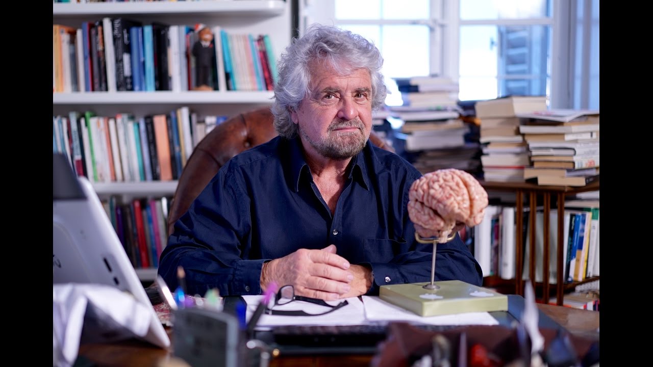 BEPPE GRILLO - serial killer del futuro