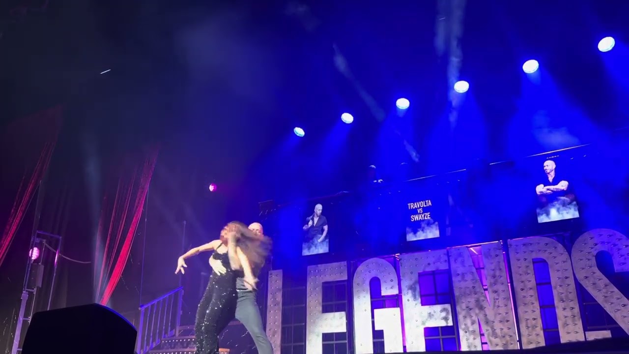 Strictly Legends - How Deep Is Your Love/She’s Like The Wind, Southend Matinee, 24/09/25