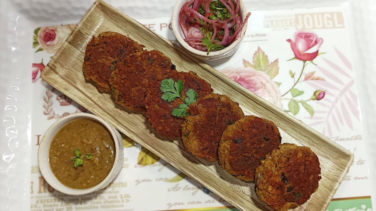 बहुत ही जायकेदार चिकन के रेशेदार शामी कबाब