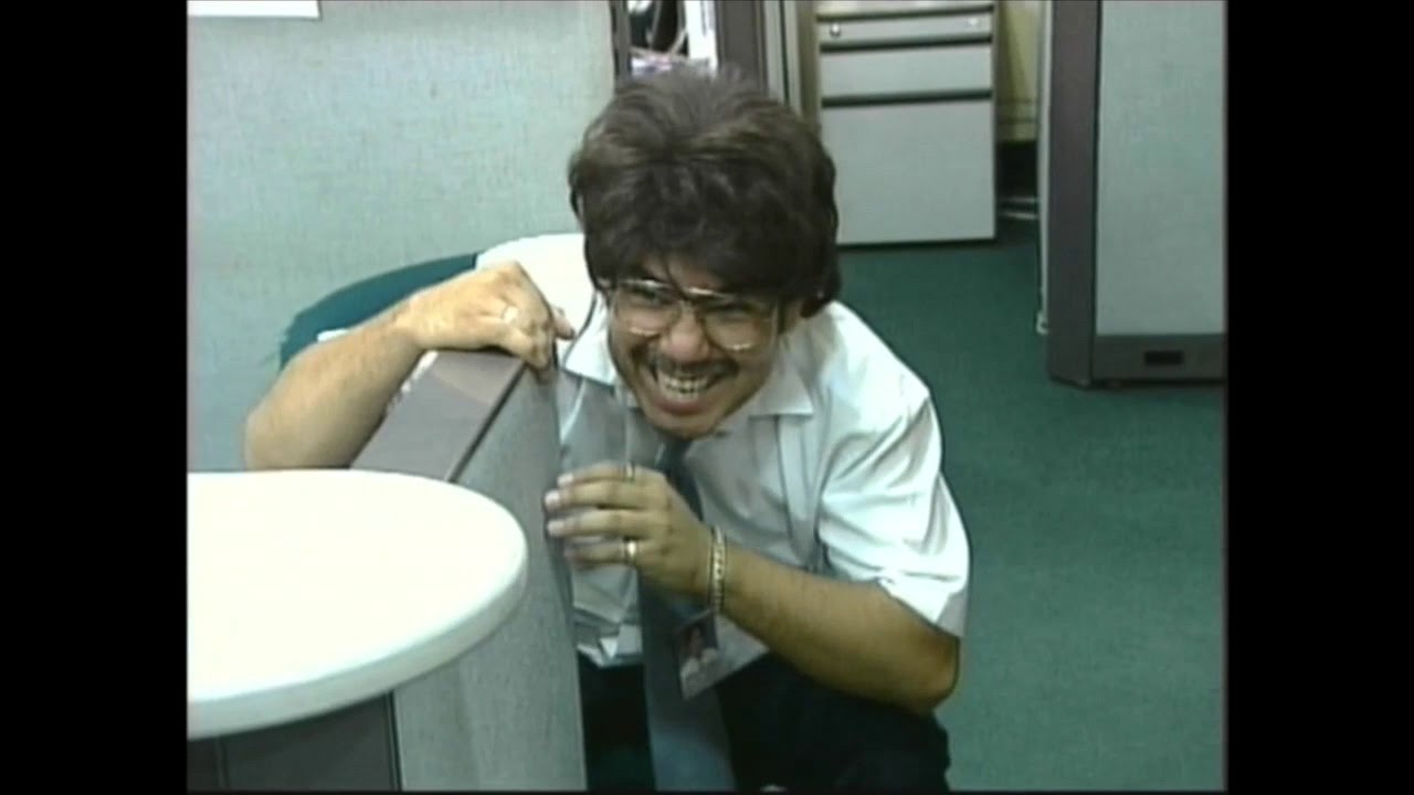Fernando El Funcionario I La Nevera