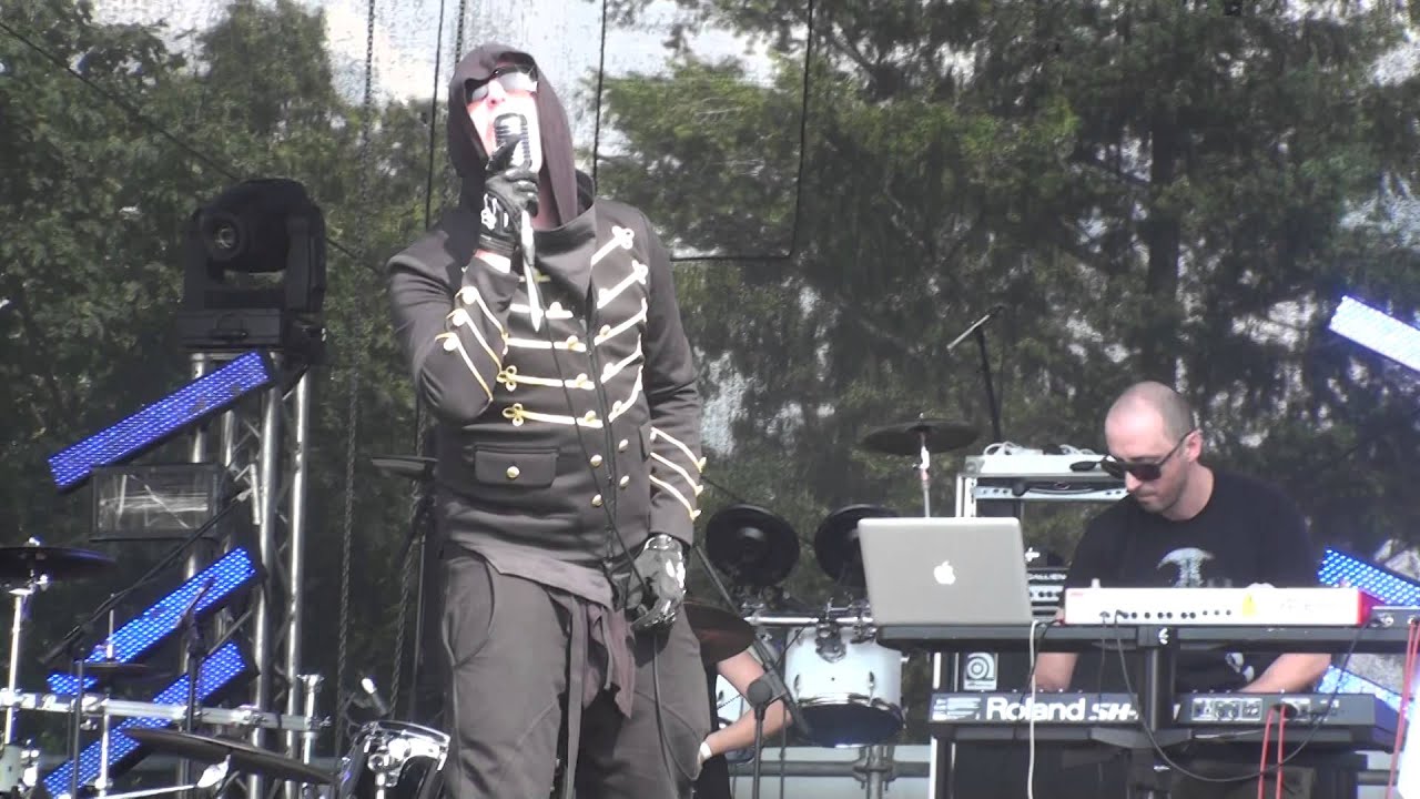 Castle Party 2014 - Controlled Collapse   Choice