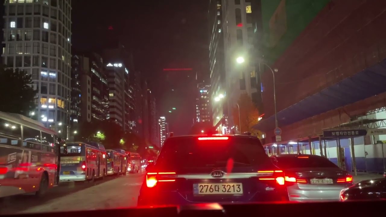 Drive from Yangjae Station to Gangnam Station in Seoul (Gangnam District)