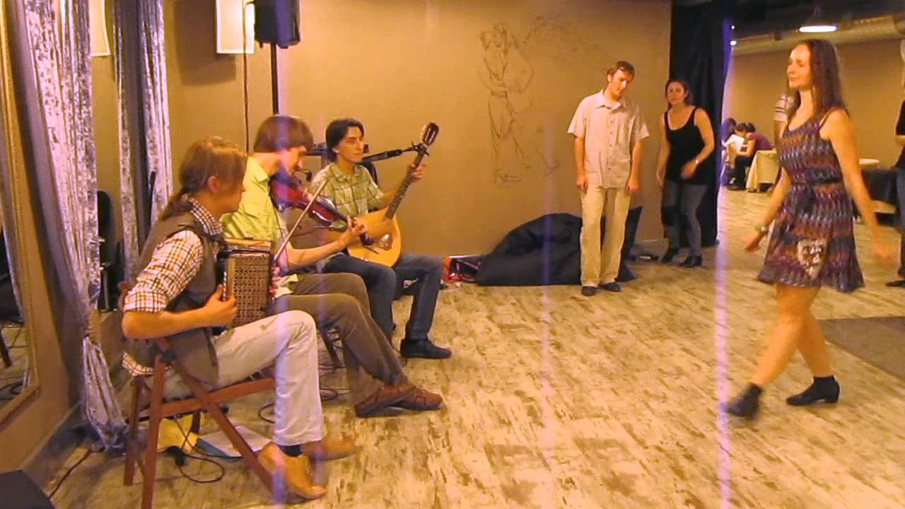 Polca an Rí - Silver Spear Reel & Sean-nos Step @ TÍR