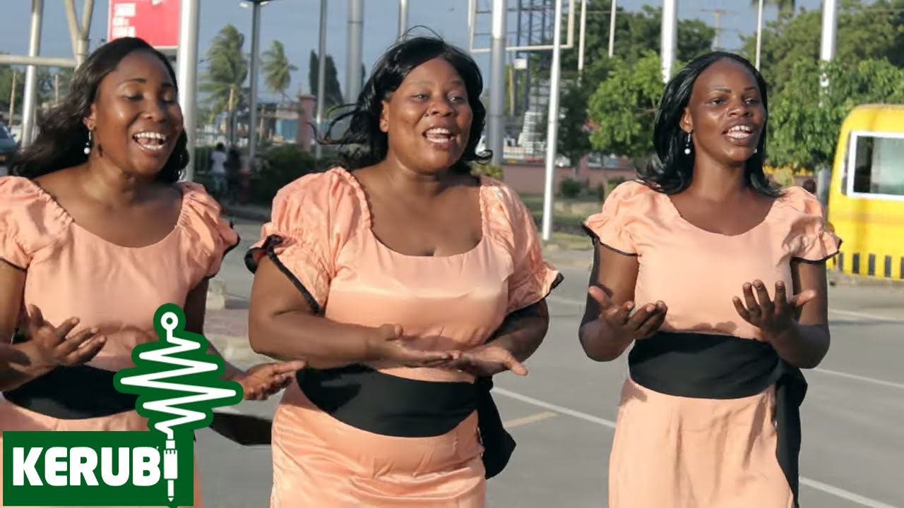Mt. Kizito Makuburi - Maneno Tu (Official Music Video)