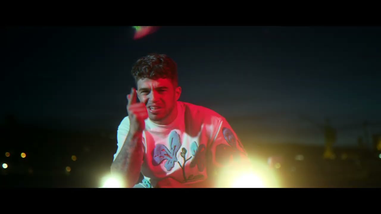 FIVE - Les flammes me retiennent (clip officiel)