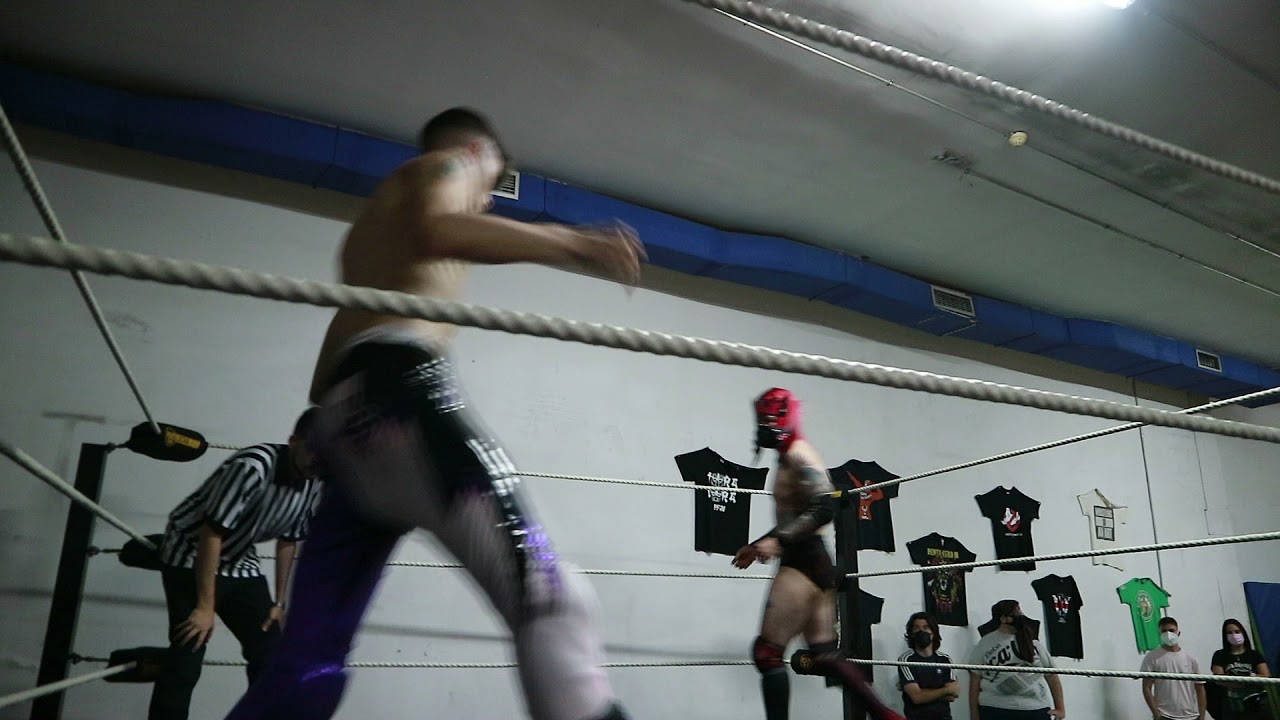 Joey Sky Vs. Anarko Montaña | Lucha Libre Barcelona | Dark Show