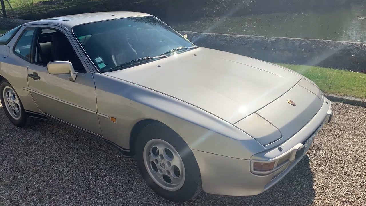 PORSCHE 944 S2 de 1988 vendue chez GT VINTAGE CLASSIC CARS