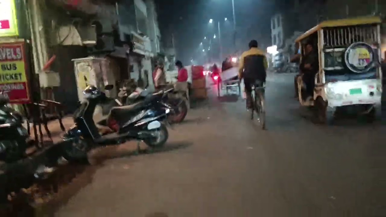 Going to the charbagh from aminabad medicine market daily vlog।।