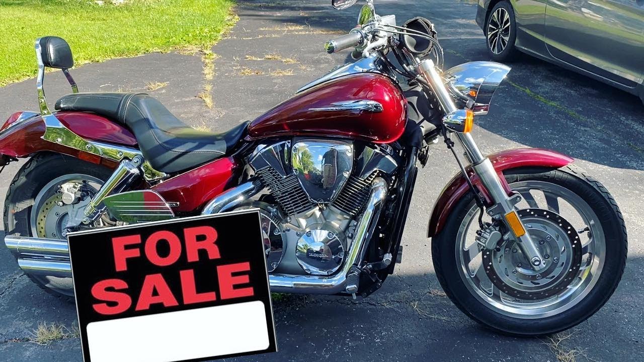 Selling My 2006 Honda VTX 1300C !!