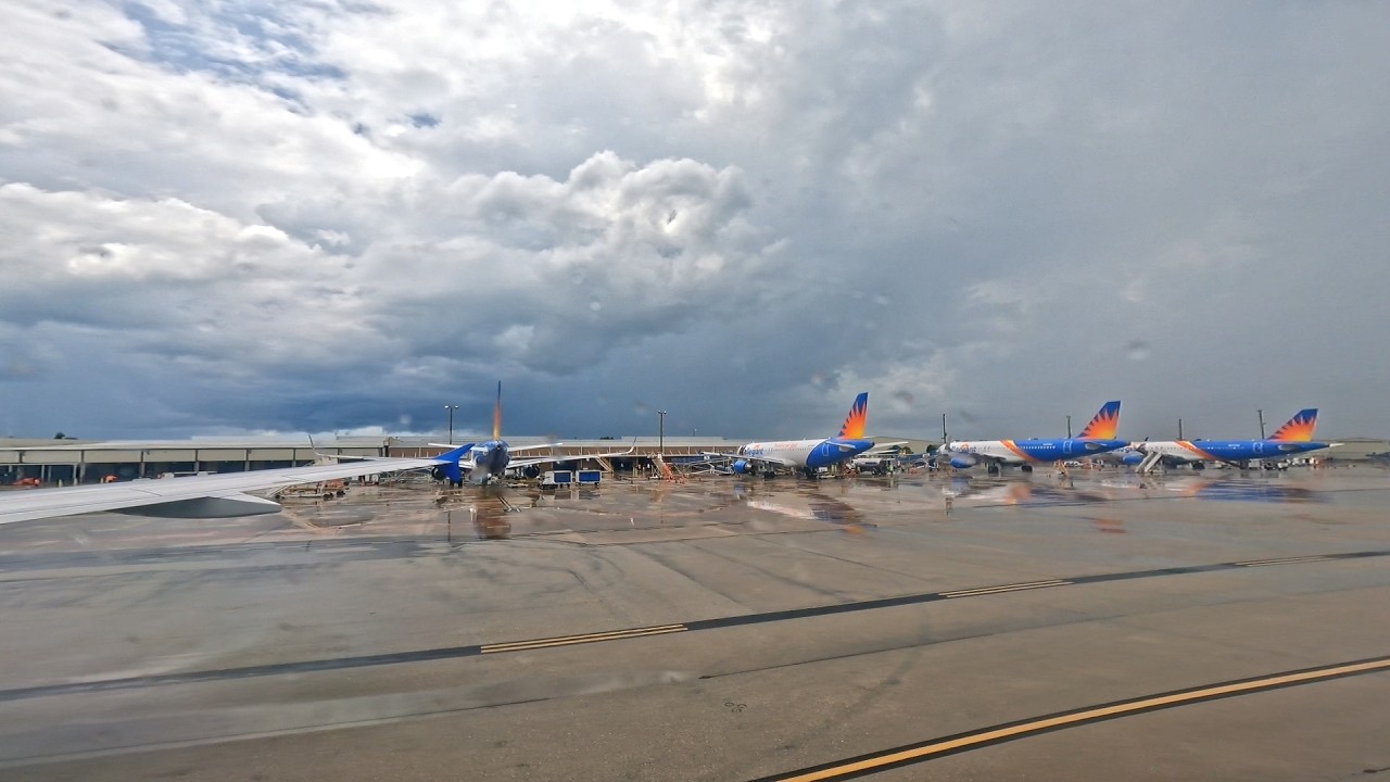 Airbus A320 Takeoff, Landing, & More! Allegiant Airways (Pt. 3)