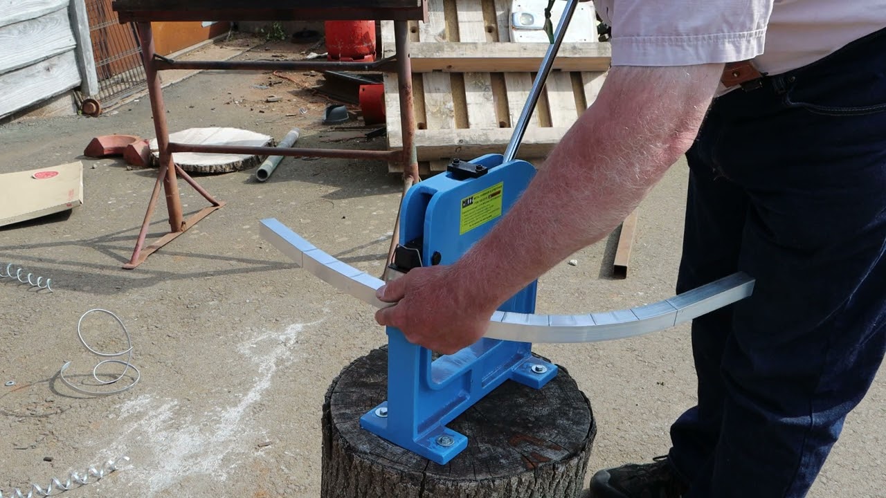 Nick's Cyclekart - Making a bodywork hoop using a Shrinker Stretcher