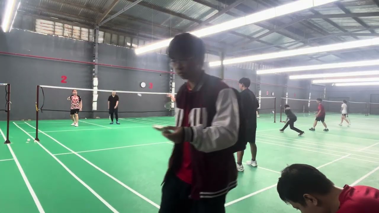 Xuân Hoàng vs Hiệp Nam