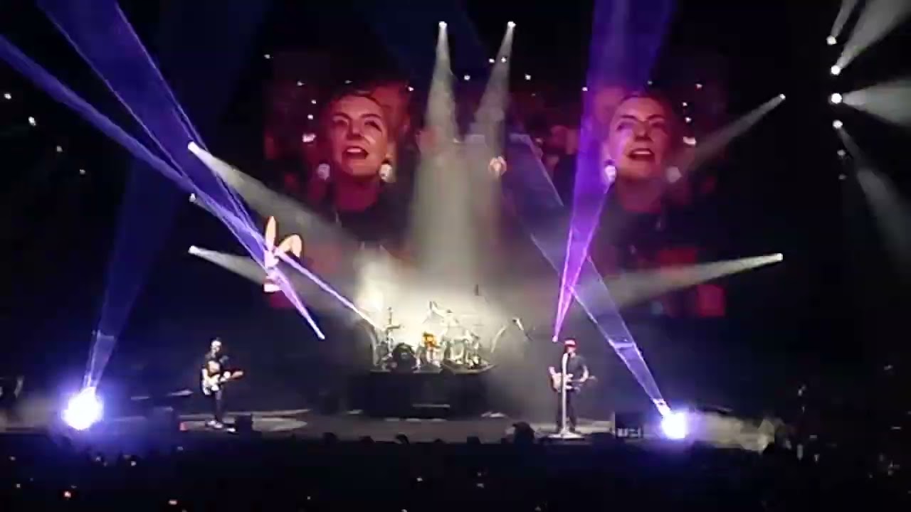 What a way to finish a concert, Blink-182 Qudos Bank Arena Sydney Australia