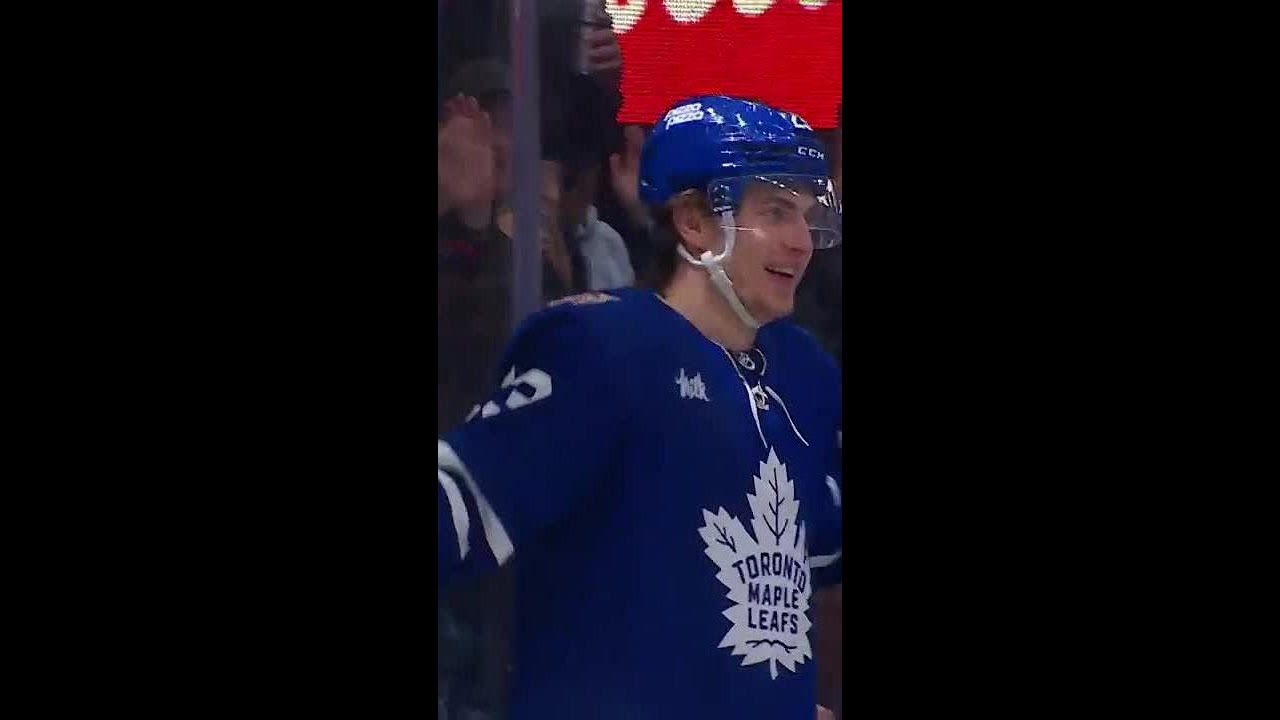 Gordie Howe Hat Trick For Matthew Knies 👏