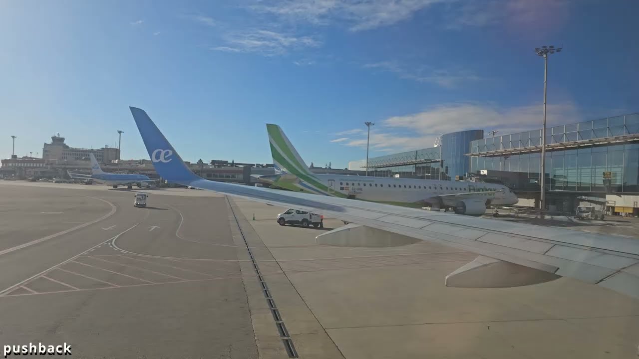 Vuelo Madrid Bilbao UX 7157 de ⁨@aireuropa⁩ a bordo del Boeing 737 EC-MPS