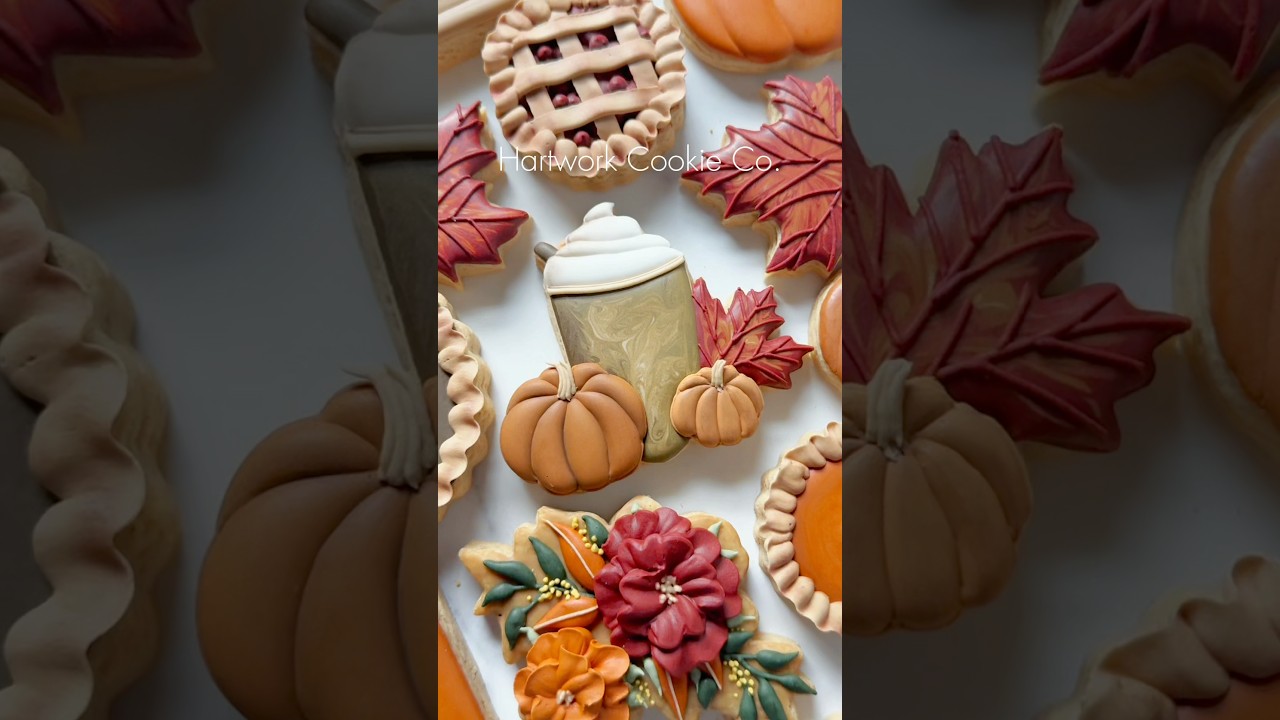 🍁Transfer Sheets + Cookie Cutters - link in bio #bakingsupplies #bakingtools #cookiecutter #cookies