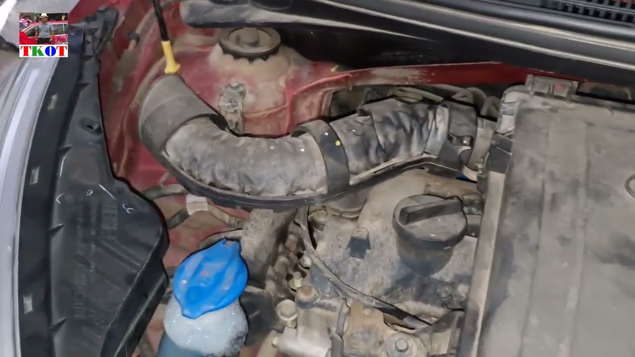 Hướng Dẫn Thay Nước Rửa Kính, Lọc Gió Động Cơ Và Nước Làm Mát Ô Tô Thực Tế Tại Xưởng