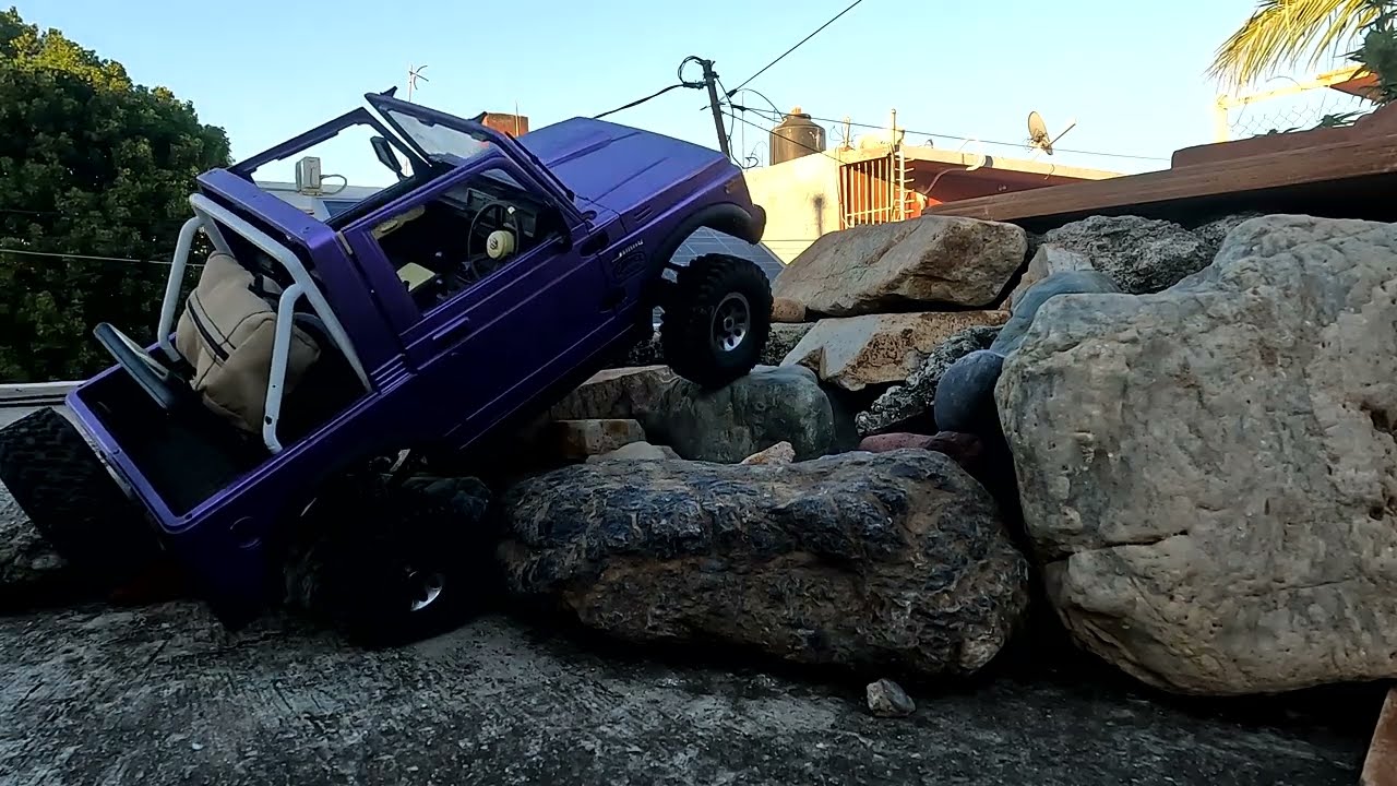 Jimny Crawling Course Test