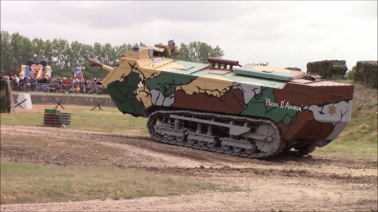 The unusual sound of the Saint-Chamond tank (French heavy tank from All Quiet on the Western Front)