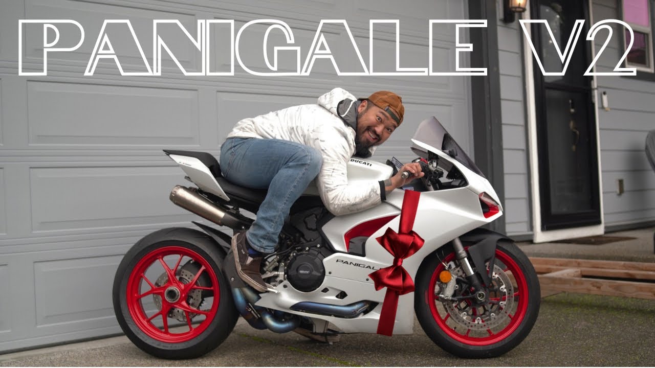Новый год — новый велосипед! Лучший рождественский подарок! | Panigale V2 2022 года