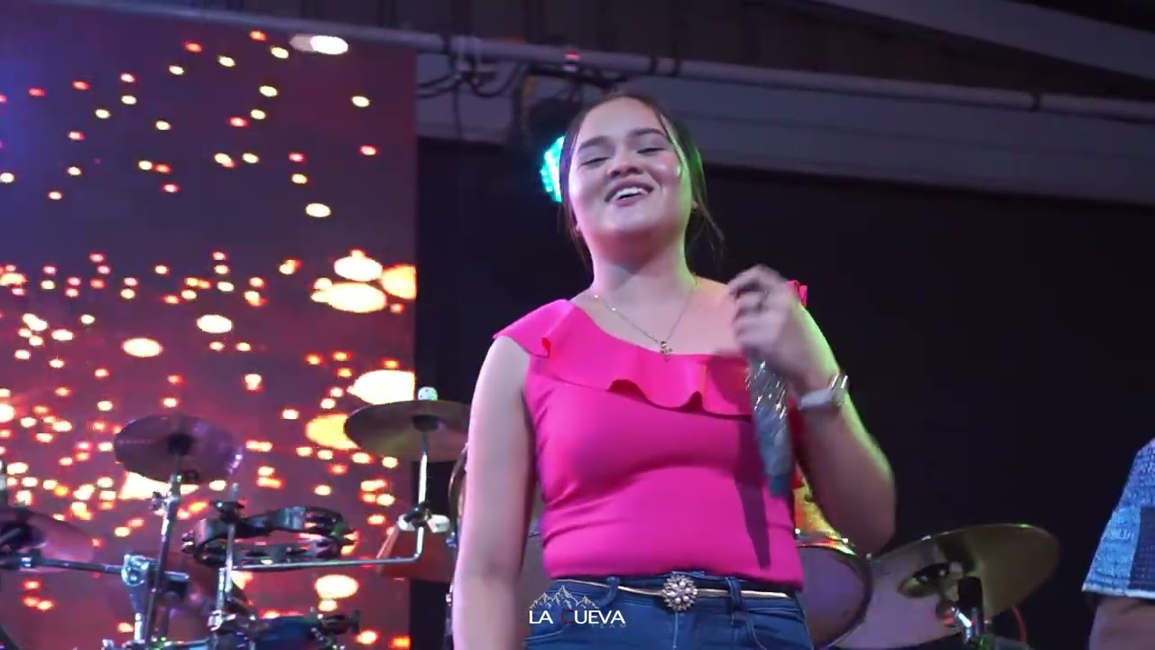 ALFREDO ESCUDERO - EN VIVO 2024
