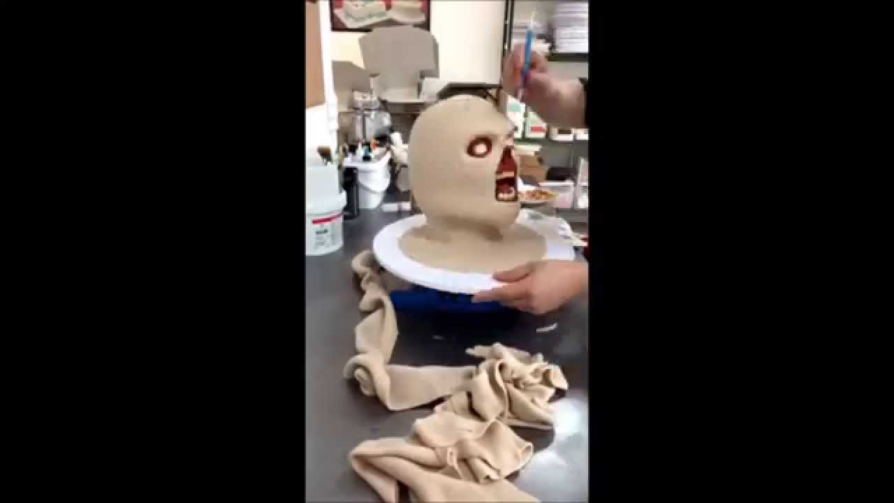 How to Make a Zombie Cake tutorial