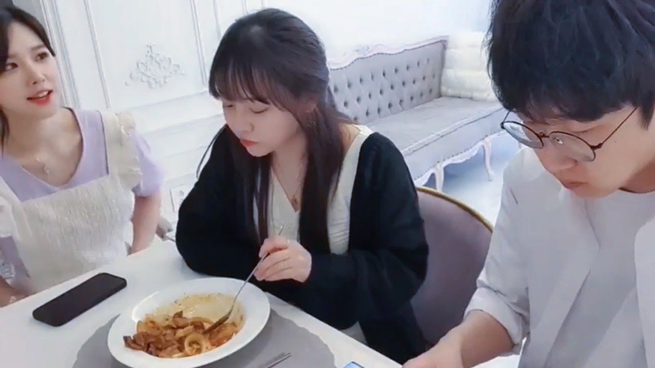 주님 두 명 올라갑니다