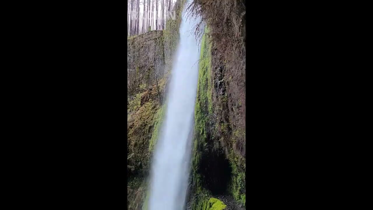 03 May 2022 Tunnel Falls, Eagle Creek Trail, Columbia River Gorge, Oregon