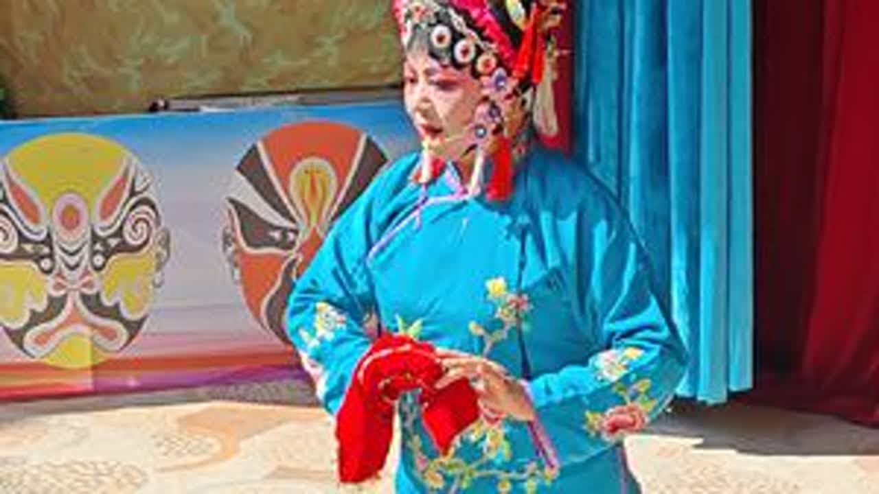 转眼又一个星期，祝喜欢戏曲老朋友，心情愉快，同时让你们也听听我们地方特产柘城坠剧团。有许娟妹，和长英姐唱的坠琴唱段，祝大家开心快乐，每一天。
