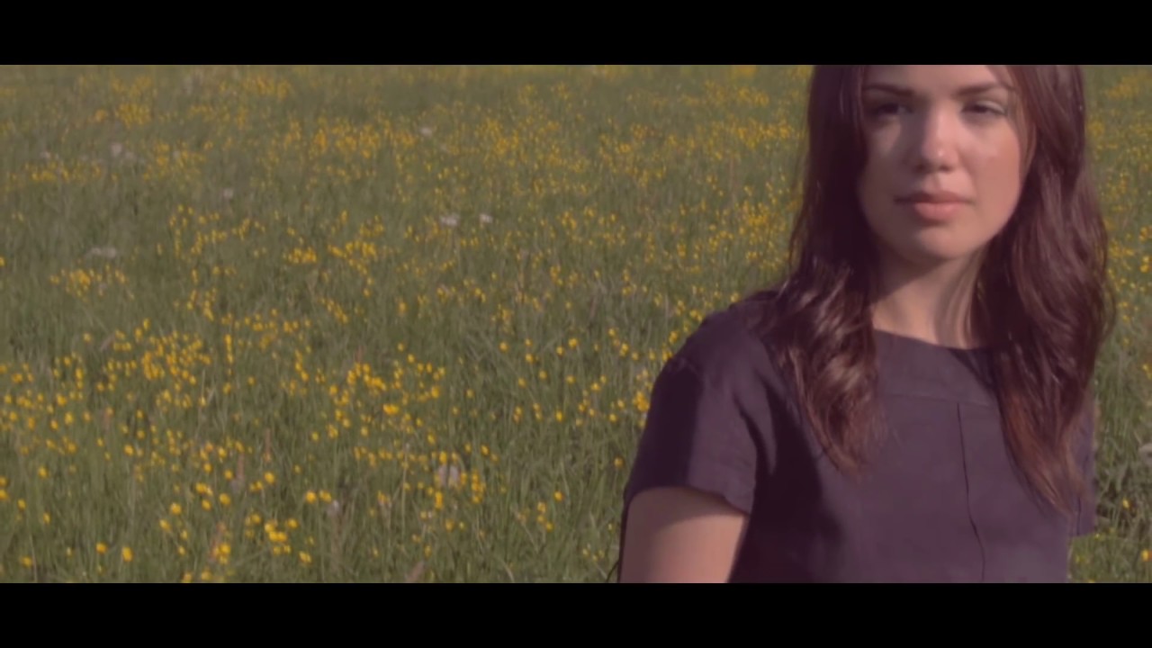 Clara Louise - Das Leben geht weiter (Official Video)