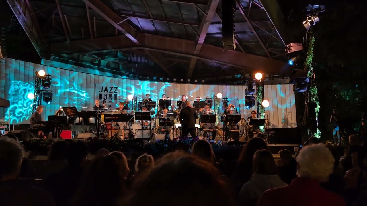 NDR Bigband feat. Kalle Kalima: &bdquo;Pulp Friction&ldquo; live bei Jazz Open Hamburg 2024 🎸🎷
