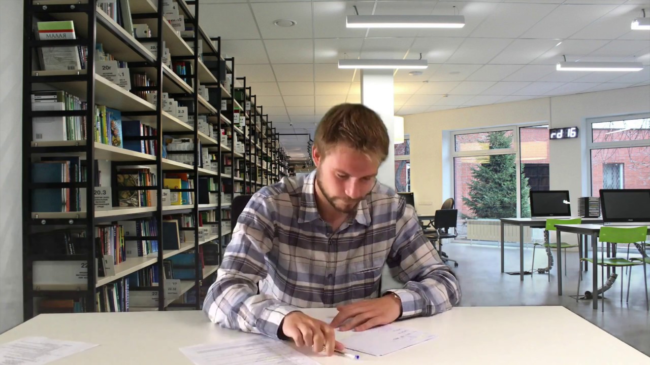 Bref je suis consultant junior chez Exeis Conseil