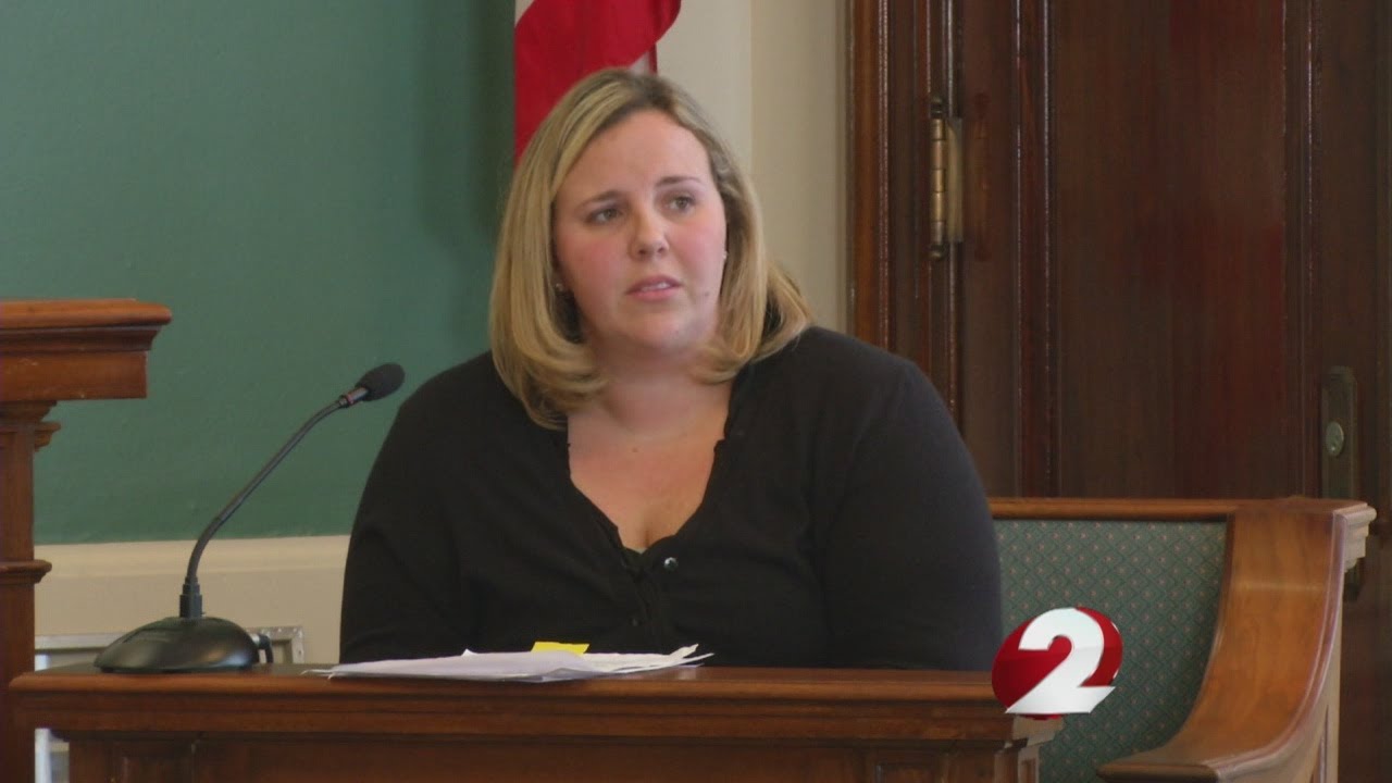 Ex-clerk uses breastfeeding to avoid jail, until now