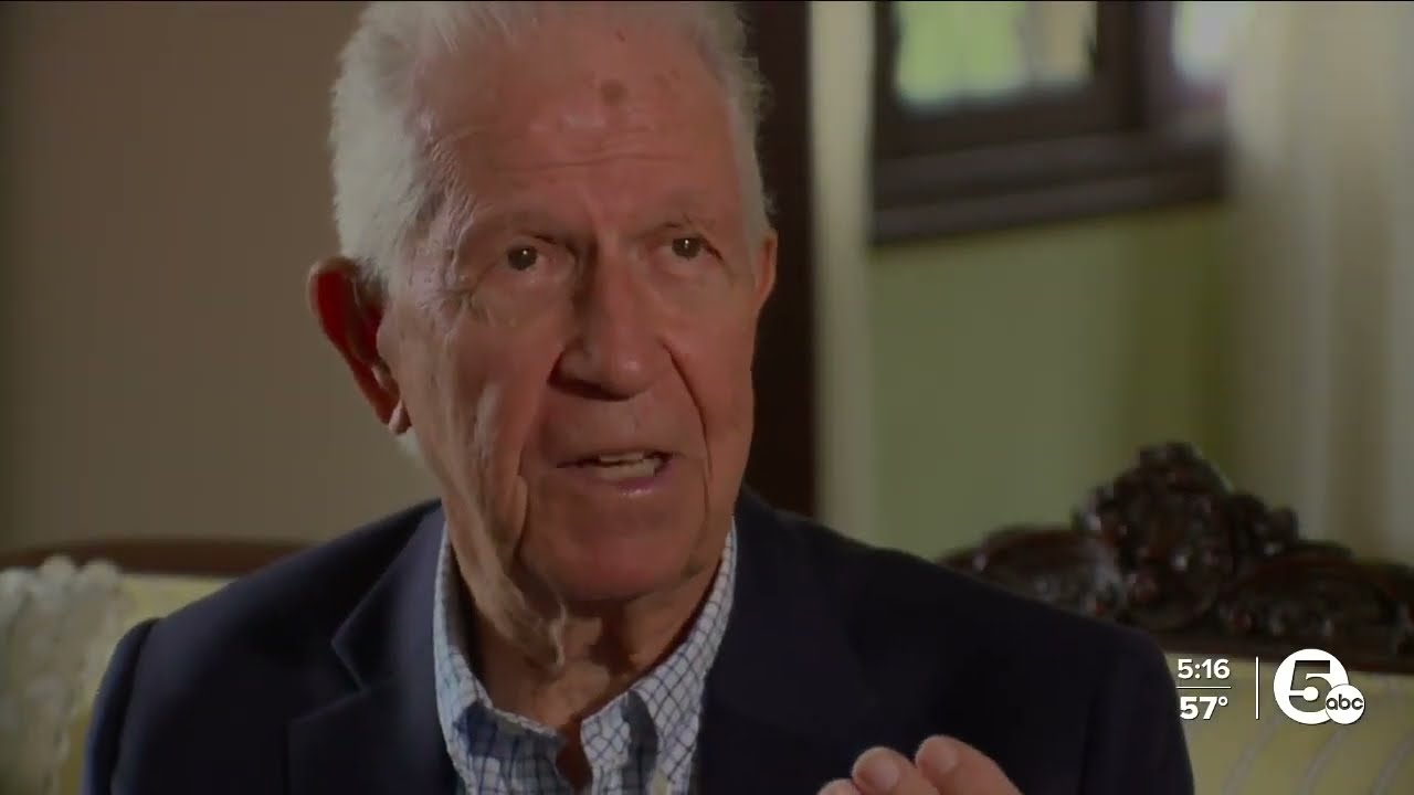 JFK Secret Service agent says he moved 'magic bullet'