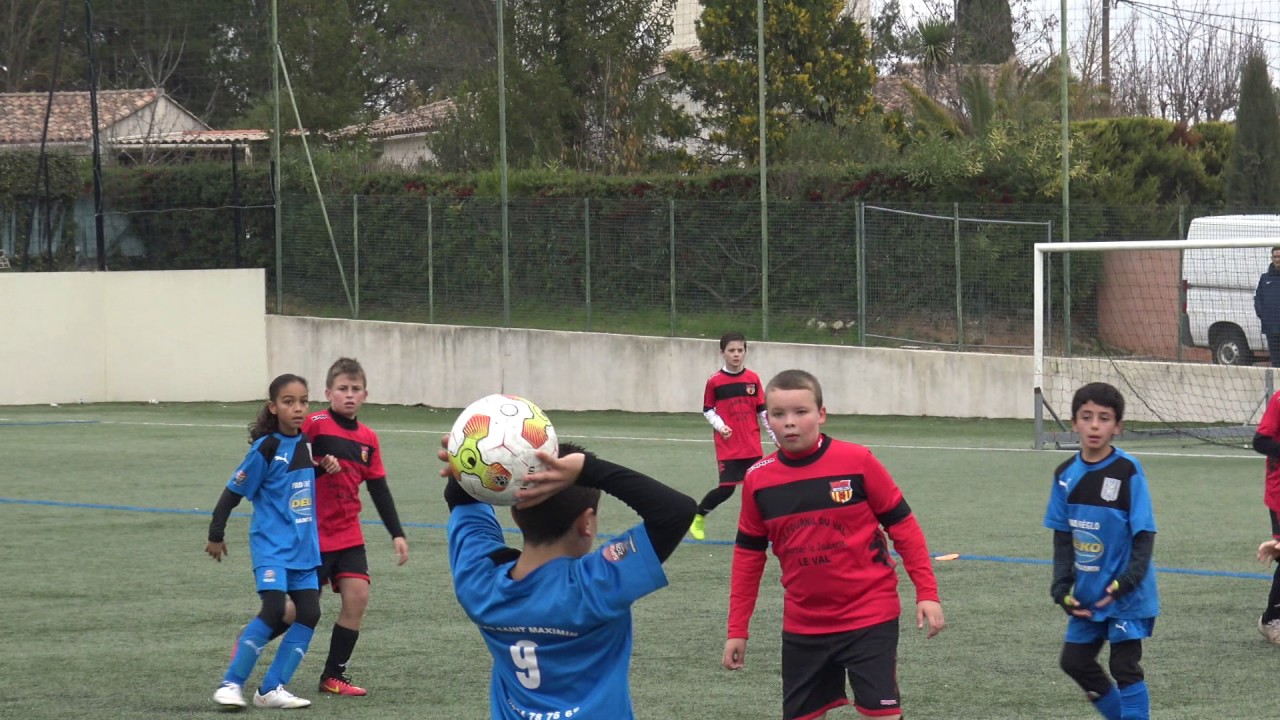Футбольный матч u11, превосходство, с забитыми 7 мячами